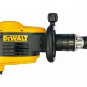 Отбойный молоток DEWALT D25899K, SDS-max, 1500 Вт, 17.9 Дж Отбойный молоток DEWALT D25899K, SDS-max, 1500 Вт, 17.9 Дж